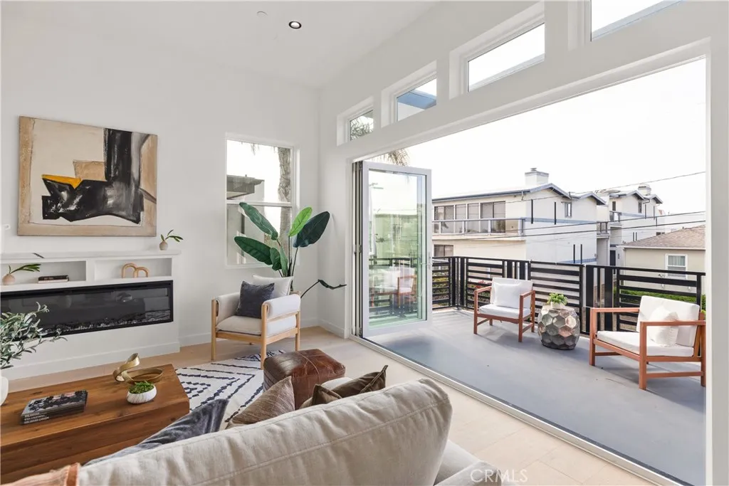 1022 17th Street, Hermosa Beach, California 90254 home-pic-7